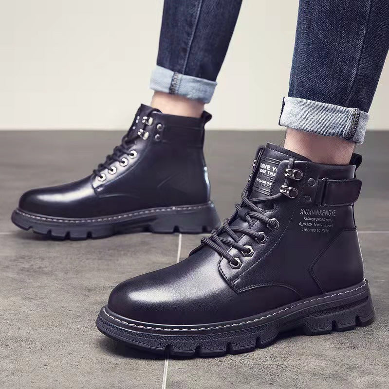 Bottes mi-hautes à montantes